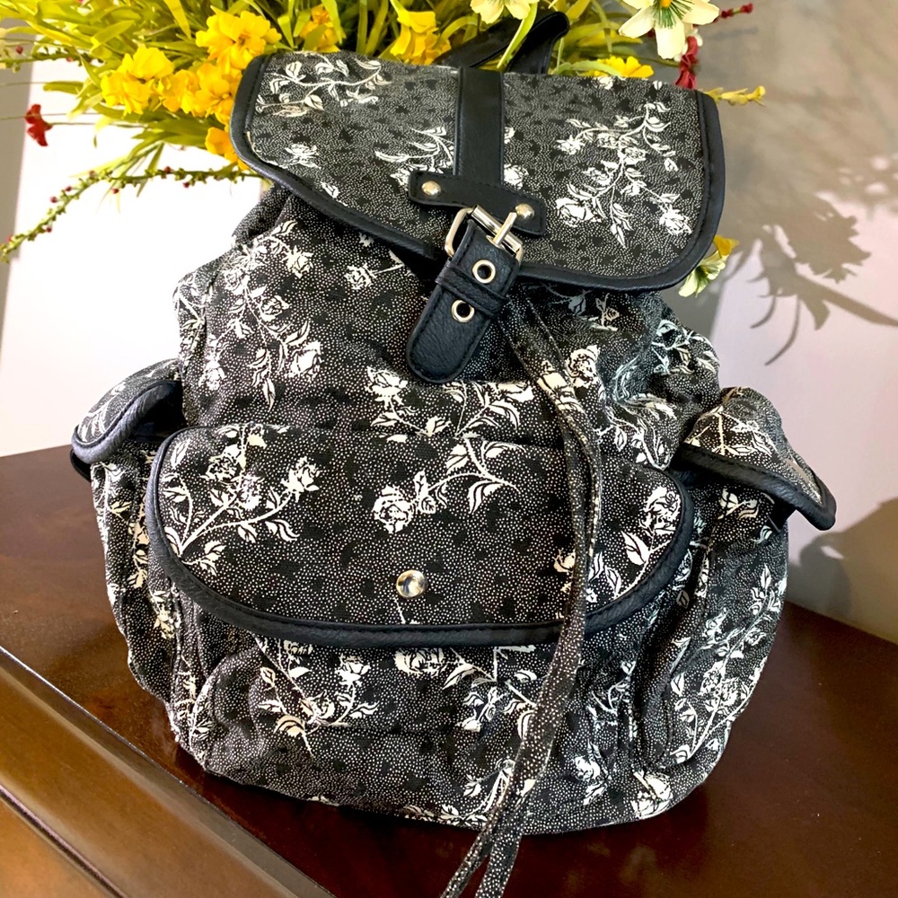 Paisley Drawstring Backpack